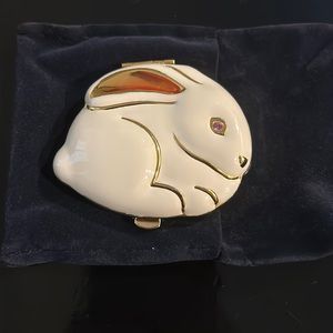 NEW Estee Lauder compact makeup mirror. Rabbit, crystal eye